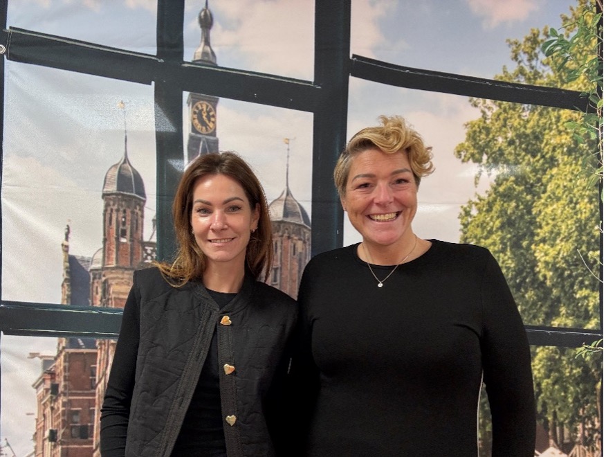 Bregje Leeuwestein en Joëlle Daalder